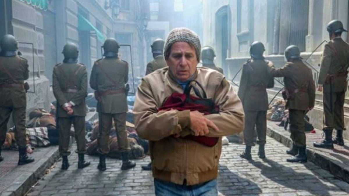 "Tengo Miedo Torero": Alfredo Castro agradeció que Pedro Lemebel "esté en primera línea en este momento, como se lo merece"