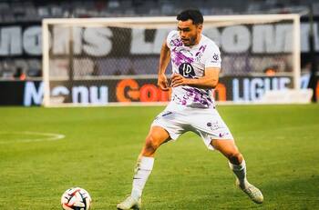 ¿Dará el salto? Las espectaculares estadísticas de Gabriel Suazo que lo tienen en el top de la Ligue 1