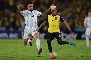 Presidente del Fútbol Ecuatoriano y el Caso Byron Castillo: "Lamento lo que ha hecho la ANFP, no ha respetado los códigos"