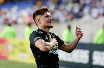 ¿Quién sale?: La decisión que deberá tomar Gustavo Quinteros en Colo Colo pensando en La Serena