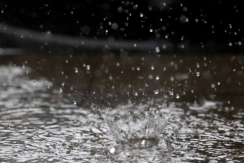 Se espera que durante el evento caigan cerca de 3,6 milímetros en los sectores más afectados. Créditos: Jonnathan Oyarzun/Aton Chile.