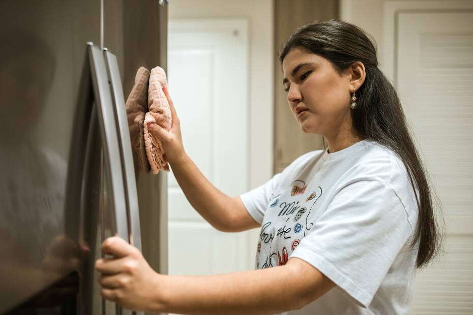Mantener limpio tu refrigerador garantiza que funcione mejor por mucho más tiempo.