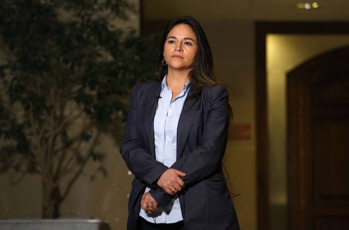 Diputada Joanna Pérez es sancionada por aparecer en matinal en plena sesión