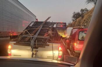 Congestión se mantiene: Accidente de tránsito en la Ruta 5 Sur provocó un taco de más de 20 kilómetros