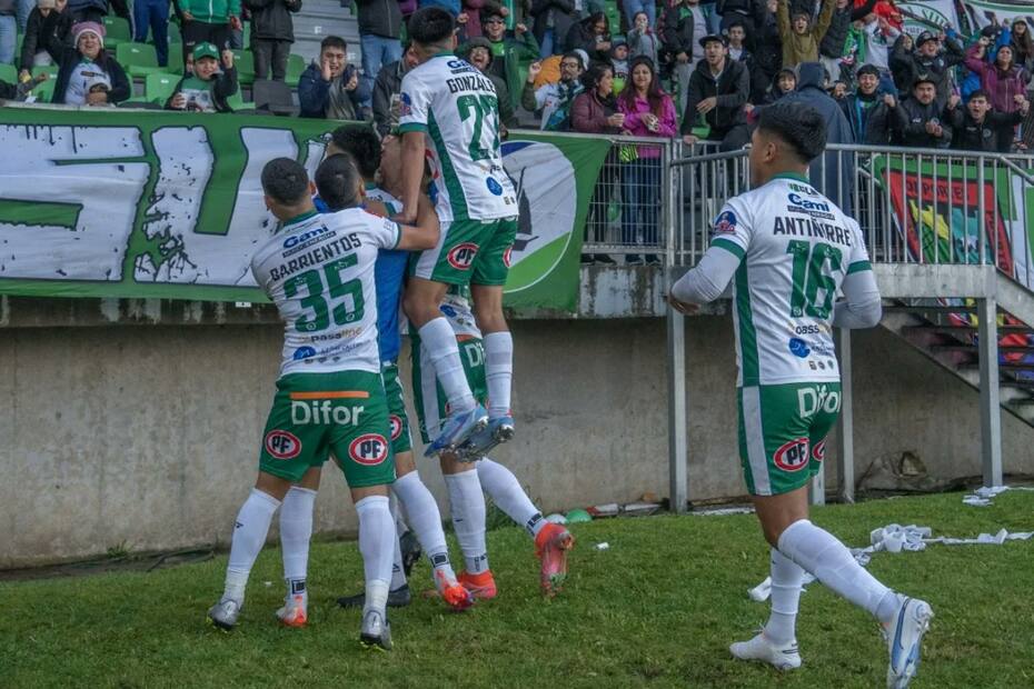 Deportes Puerto Montt necesita comenzar a sumar para salir del fondo de la tabla de la Primera B.
