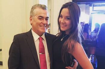 “Esperando tenerlo pronto en casa”: Kel calderón actualiza el delicado estado de salud de su padre, Hernán Calderón