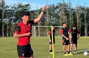 El renacer de Cristián Leiva en Argentina: “Sigo en contacto con Jorge Sampaoli”