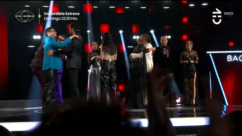 Hadonais Nieves y el abrazo con su coach en "The Voice Chile", Puma Rodríguez