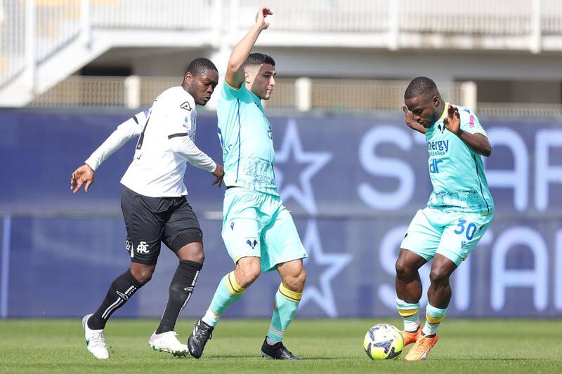 Spezia y Hellas Verona definirán a un partido quien desciende. (Twitter)