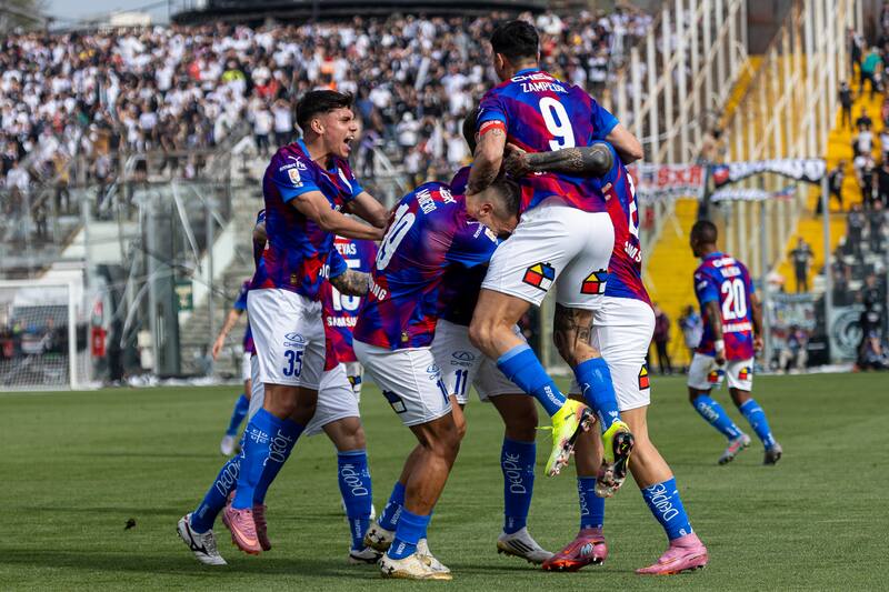 Colo Colo vs Universidad Católica, Liga de Primera 2025, Estadio Monumental. Foto: Felipe Escobedo