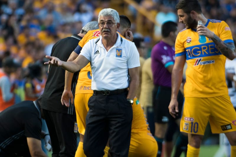 El Tuca Ferreti criticó duramente a Igor Lichnovsky.