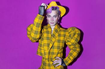 Con Rebecca Black, Mariel Mariel y un cover de Nicole: Dani Ride lanzó su nuevo disco "Drama Pop"