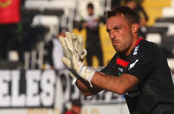 ¿Error del Zanahoria o chispeza del delantero?: El gol que recibió Sebastián Pérez en Copa Sudamericana