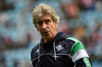 Manuel Pellegrini ya tienen a sus primeros "cortados" para la nueva temporada del Real Betis