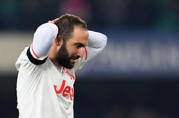 El drama de Gonzalo Higuaín: De goleador a ignorado por los clubes de Europa