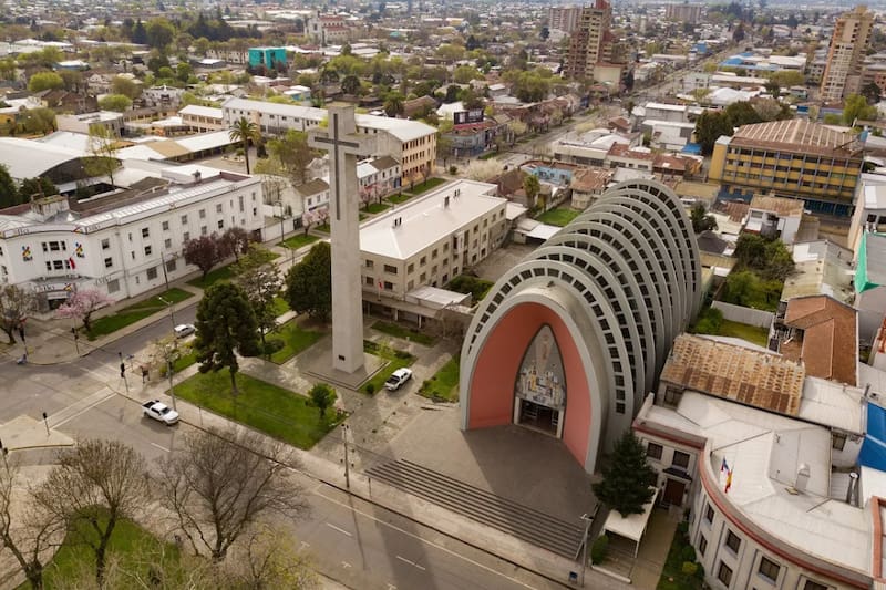 Si quieres vivir barato, una de tus mejores opciones es Chillán, al menos según ChatGPT.