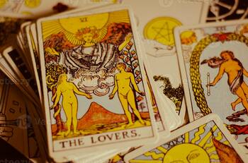 Tarot gratis para el 13 de abril: Estas son las predicciones de salud, amor y dinero
