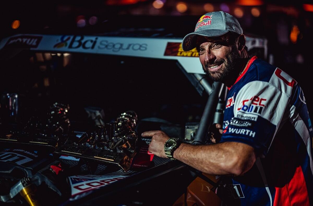 La felicidad de "Chaleco" López tras ganar su segundo Dakar: "Se lo dedico a todos los chilenos"