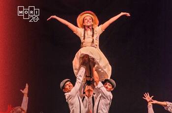Disfruta de La Pérgola de las Flores en Teatro Mori durante Fiestas Patrias