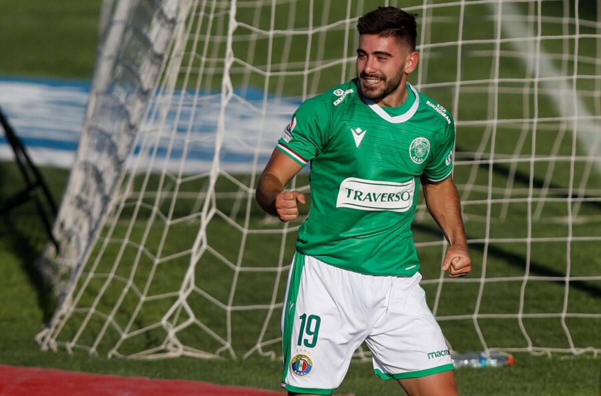 Entrevista | Lautaro Palacios quiere estirar su buena racha ante los grandes del fútbol chileno y amenaza a Colo Colo: "Llevo dos partidos consecutivos anotando y estoy con confianza"