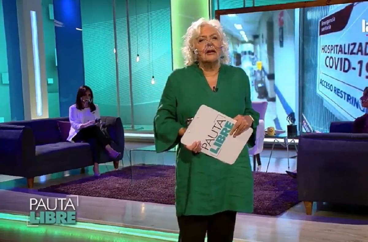 Mónica González acumuló críticas en Twitter por sus preguntas en el debate de Unidad Constituyente