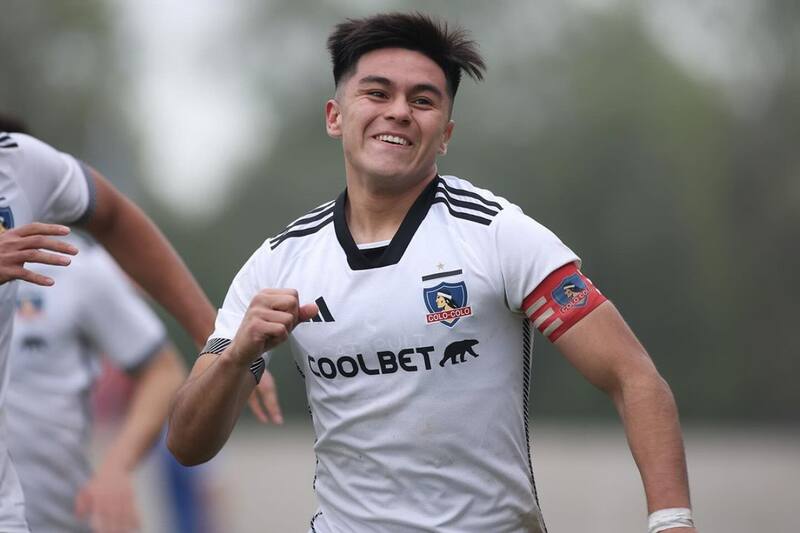 busca de una opción real para Jorge Almirón en Colo Colo.