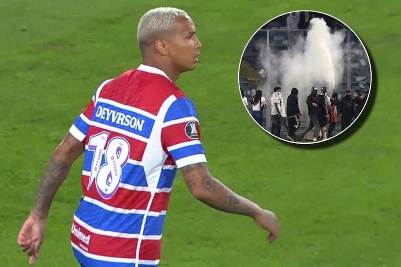 En el partido ante Colo Colo. Foto: Aton.