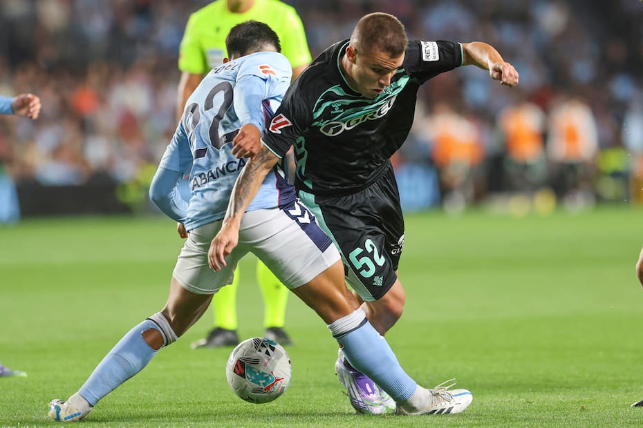 El zurdo del Betis es una de las estrellas que podría estar en Chile en el Mundial Sub 20.