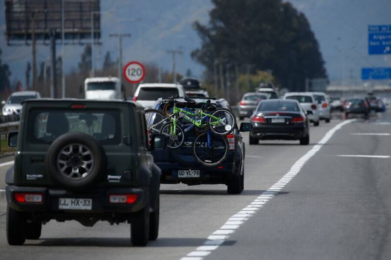 Fallecidos incrementan en un 63,6% en comparación a 2019.