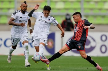 Llegó como refuerzo estrella a Colo Colo, ha disputado solo 65 minutos y sería titular contra Coquimbo Unido