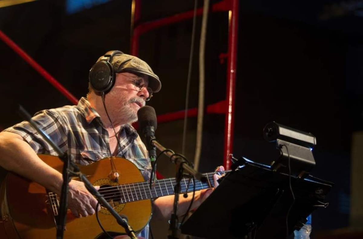 Silvio Rodríguez regresa con "Para la espera", su primer disco en cinco años