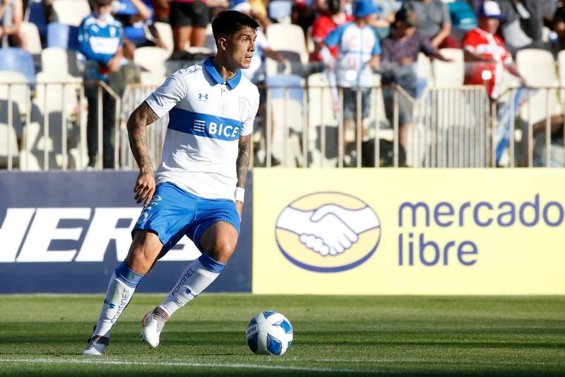 Valber Huerta sigue al margen en la UC. Foto: Agencia Aton.