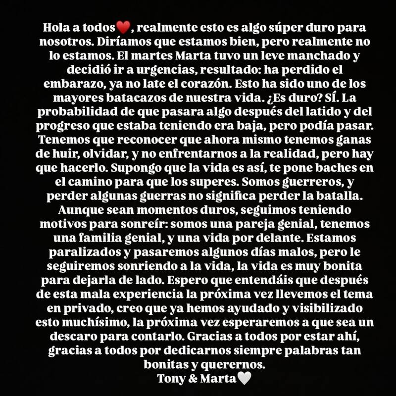 La pareja anunció la triste noticia a través de redes sociales.