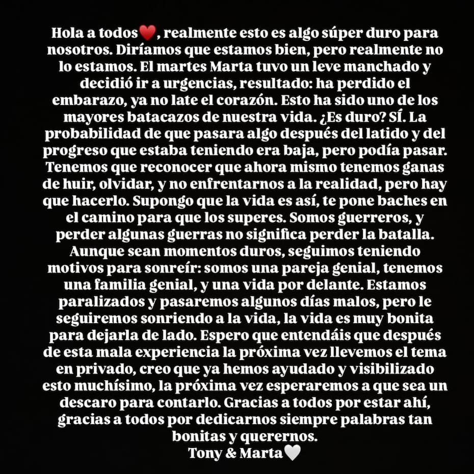 La pareja anunció la triste noticia a través de redes sociales.