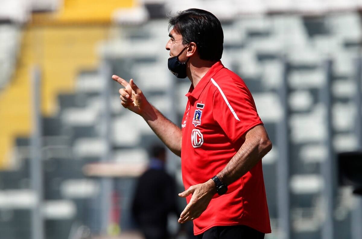 Gustavo Quinteros dio luces de cuándo podría debutar Jorge Valdivia en Colo Colo