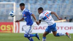 Festejó con la U y la UC: El multicampeón del fútbol chileno que busca club para 2023