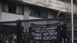 Madre de estudiante apuñalado en el Instituto Nacional relató lo ocurrido: "No fue una riña"