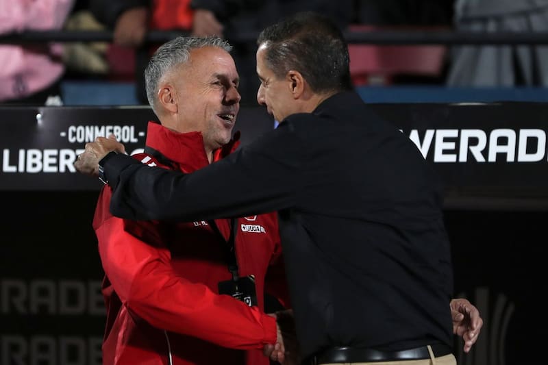 enfrentando a la U en Copa Libertadores