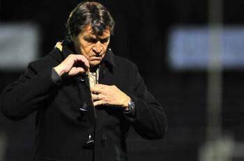 Falleció esposa de Julio César Falcioni tras varias semanas luchando contra el cáncer y el Covid