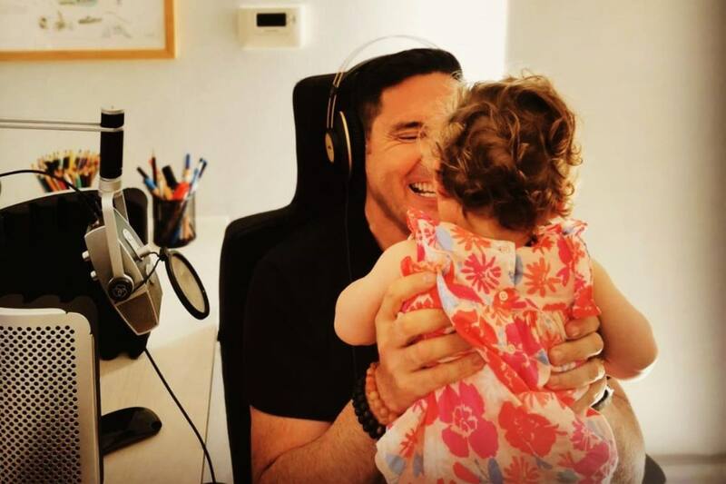 La foto de Pancho Saavedra con los "pinches" de su hija. Créditos: @franciscosaavedr