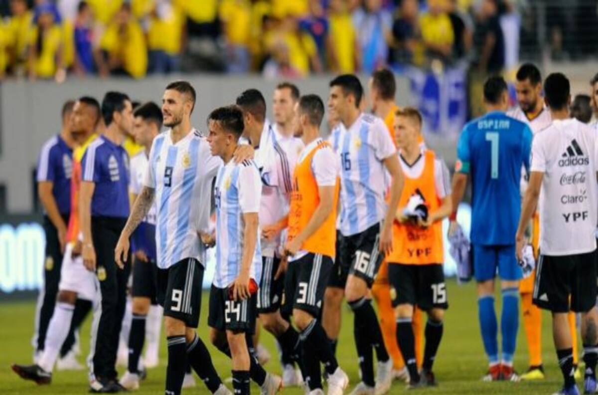 La Selección Argentina fue despertada por bombas en las afueras del hotel