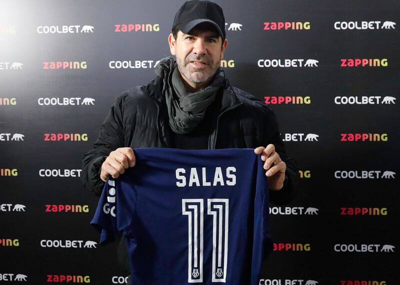 Marcelo Salas se refirió al eventual fichaje de Charles Aránguiz por la U.