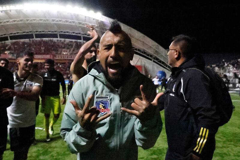 es una fiesta tras vencer a Unión La Calera. Foto: Agencia Aton.