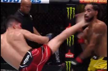 La "Jaula" Bahamondes se llevó la victoria con notable KO sobre Roosevelt Roberts en la UFC