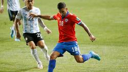 Jugador chileno tasado en 4,5 millones de dólares sufre con la llegada de Martín Demichelis a México