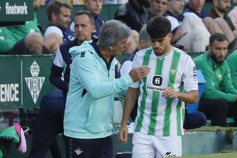 es duramente criticado en España.