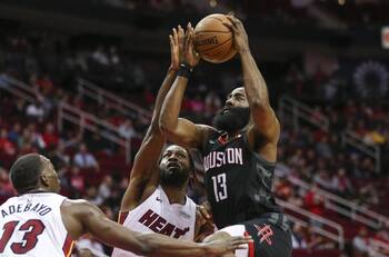James Harden rechaza contrato millonario de los Rockets