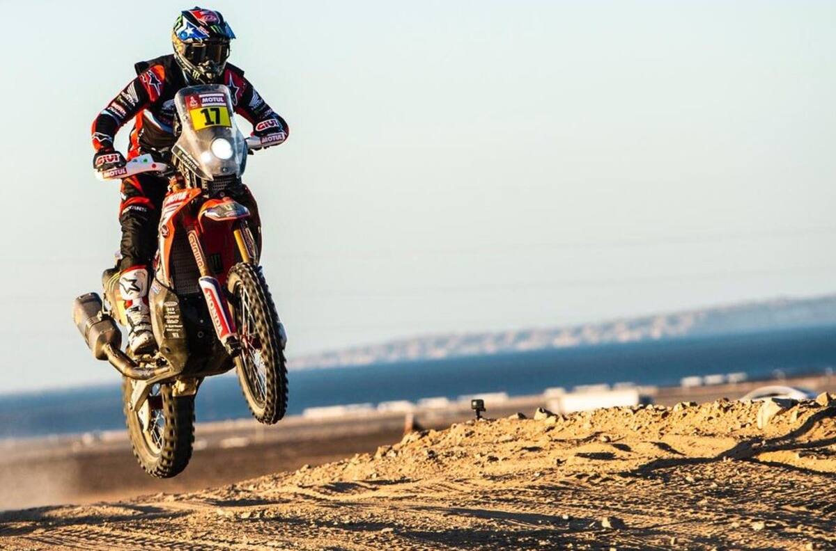 Dakar penalizó a Sunderland y Cornejo ganó la etapa 4 del Dakar