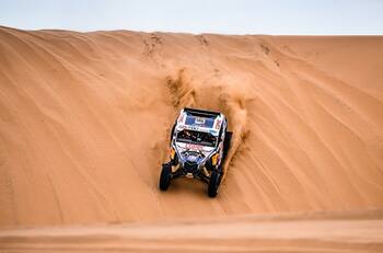 Rally Dakar: Francisco López mantuvo el liderato en la general pese a discreta actuación en la décima etapa