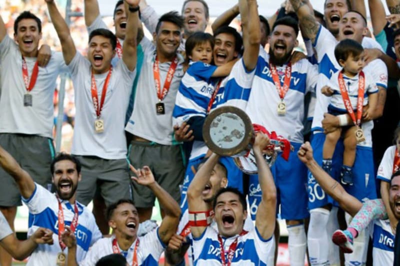 Y hasta que llegaron los títulos a San Carlos de Apoquindo.